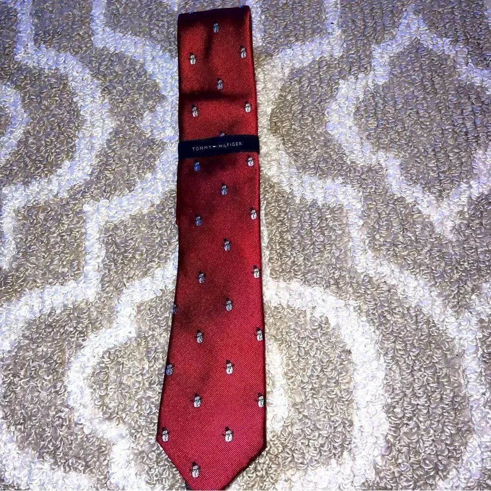 Tommy Hilfiger Snowman Club tie NWT